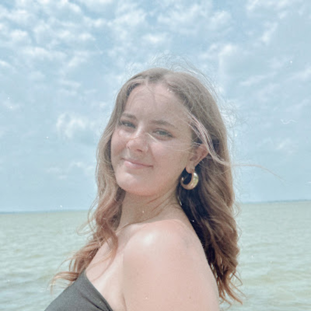 Meet your Posher, Cami